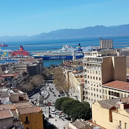 公寓 Frank House *