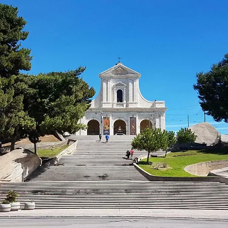 Frank House Cagliari